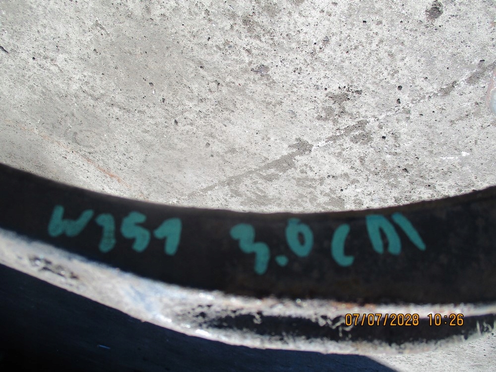 фото №4, Mercedes w251 поворотный кулак левая передняя левый перед