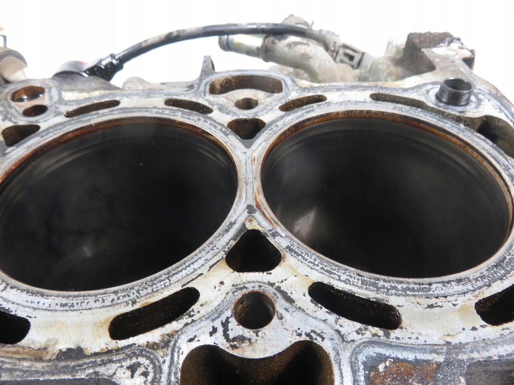 фото №8, Блок mazda 3 2.3 l3-v