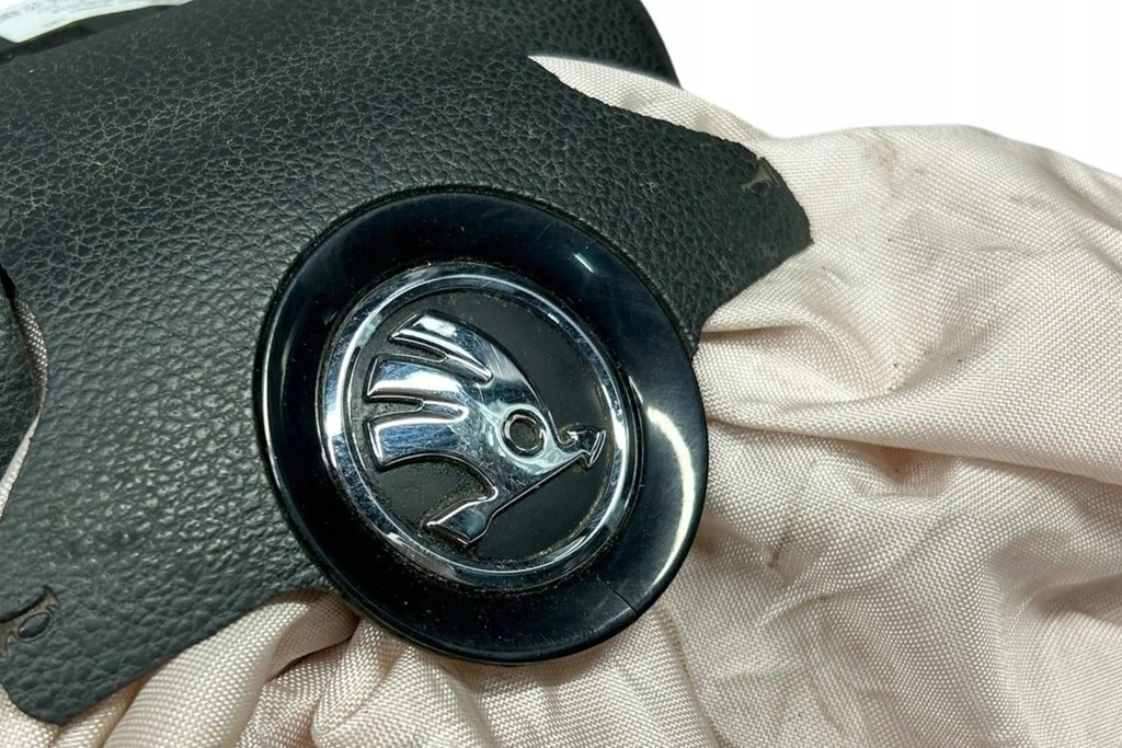фото №9, Подушка безпеки водія skoda yeti 5l 3t0880201f 1.97l дизель 2016