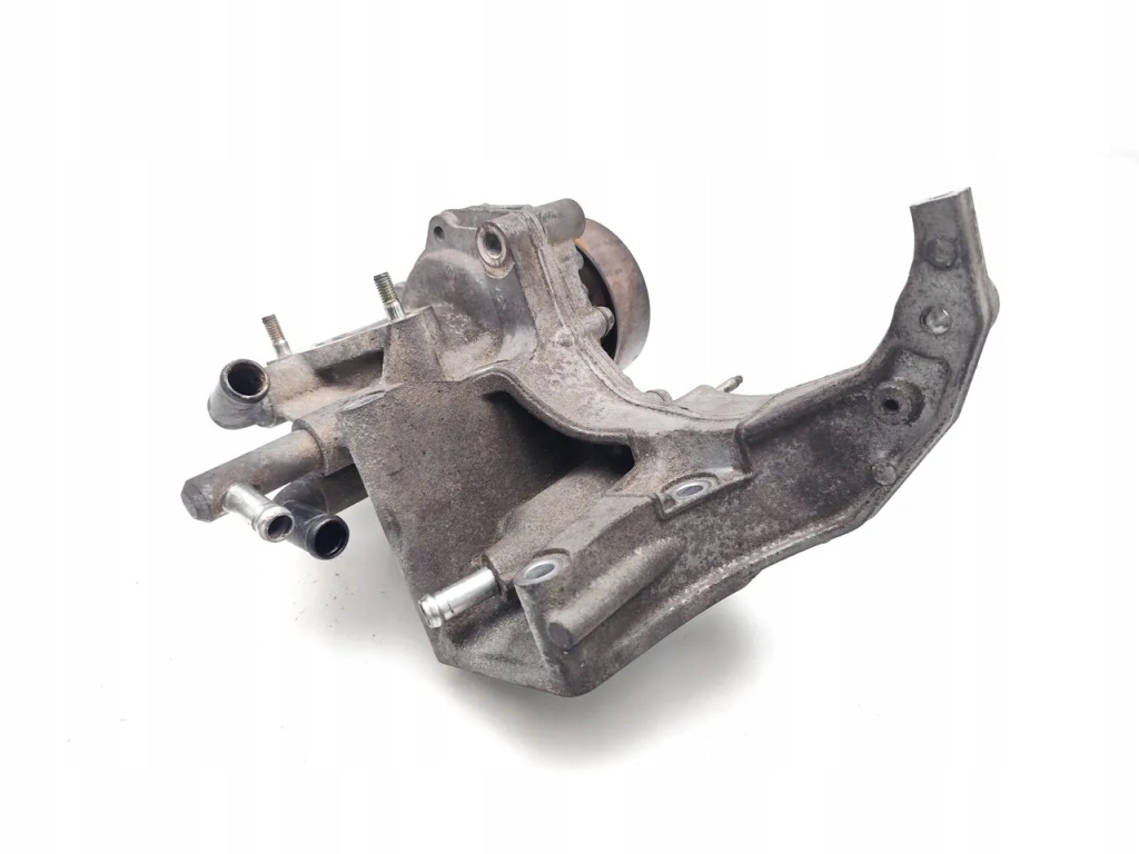 Mazda 6 кронштейн генератора 2.2 mzr-cd дизель 120kw 163 hp r2aa-15176 с Разборки