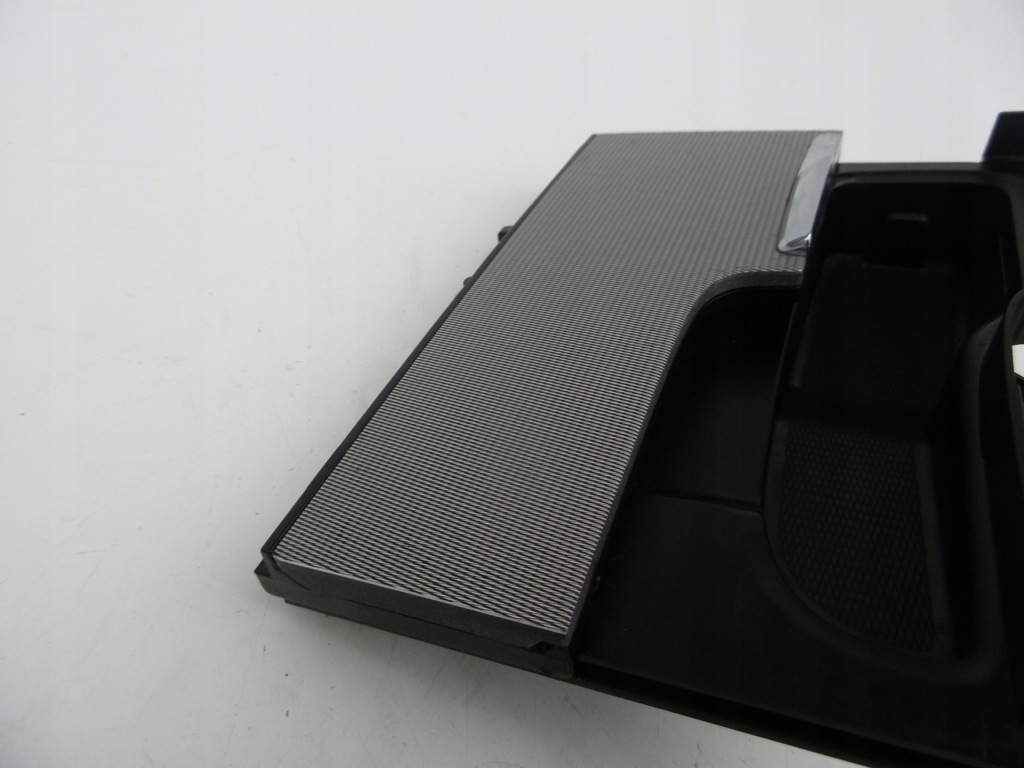 фото №6, Попільничка бардачок тунель r-design 31694582 volvo s60 iii v60 ii 18-