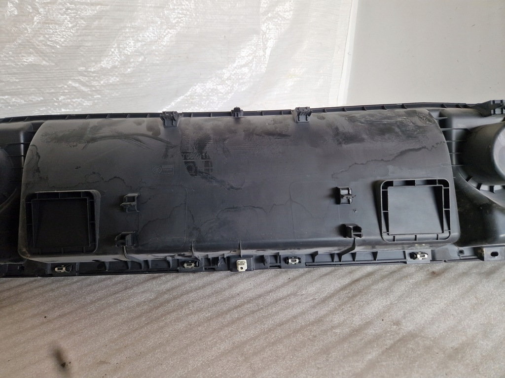 фото №13, Sprinter 910 907 защита бардачок консоли верхний