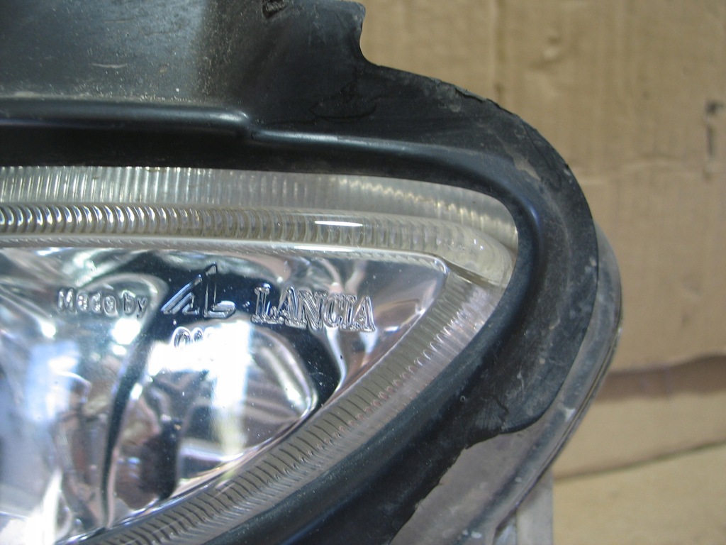 фото №7, Лампа противотуманная фара левый lancia ypsilon оригинал