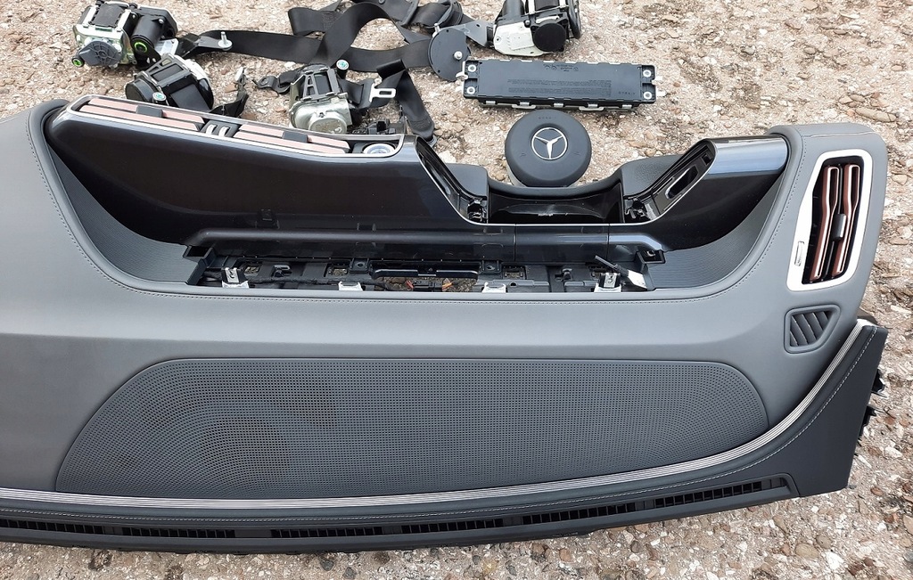 фото №7, Mercedes eqc w293 панель приладів панель приладів подушки безпеки подушка безпеки