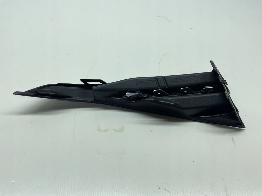 фото №7, Vw golf vii sportsvan lift 2018 - решётка правая бампера перед 510853666j