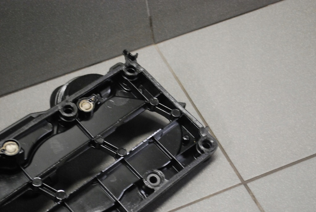 фото №5, Кришка клапанів audi 2.0 tdi cag 03l103469a