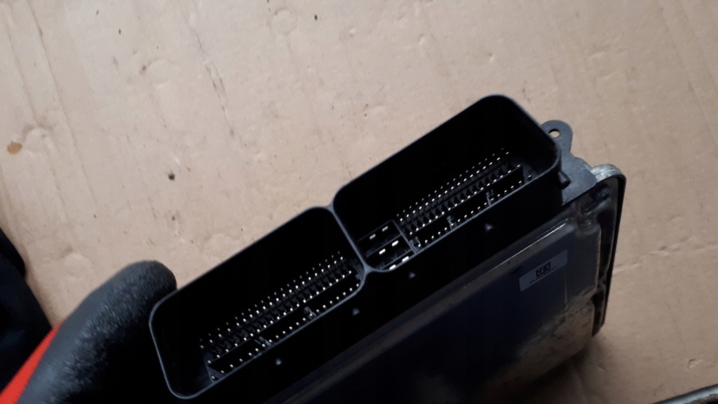 фото №4, A4 b9 8w бортовой компьютер блок управления двигателя 2.0 tdi a5 8w