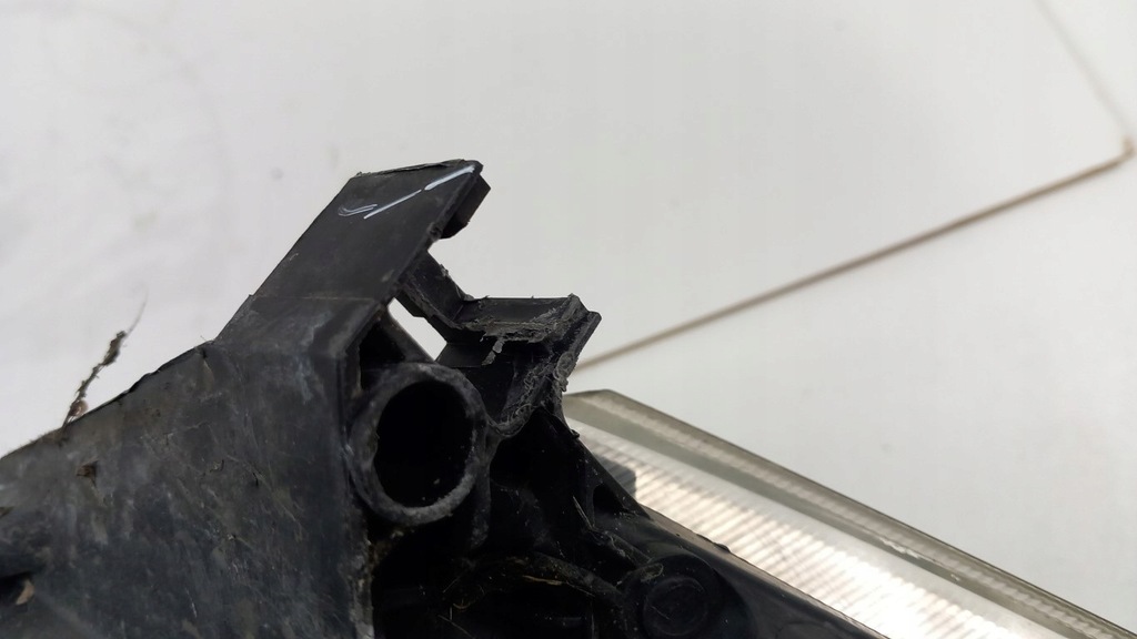 фото №9, Toyota auris e15 лампа перед ліва лінза