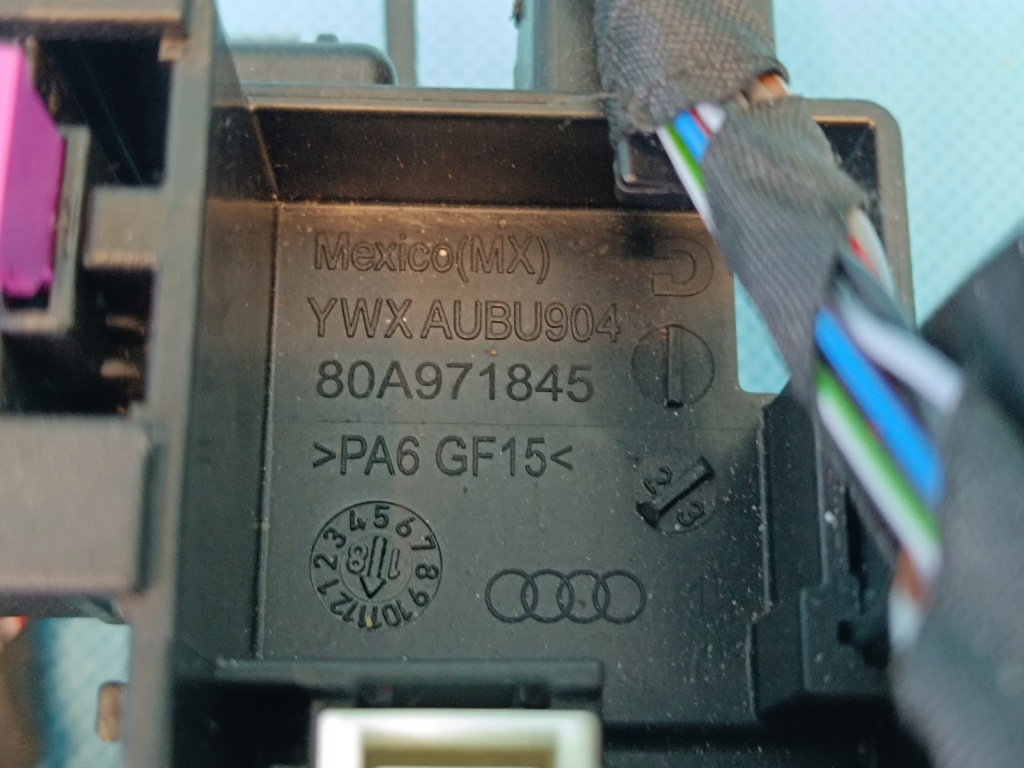 Купити Audi q5 2 fy 2.0 tdi 140kw 2019 r коробка запобіжників 80a971845
