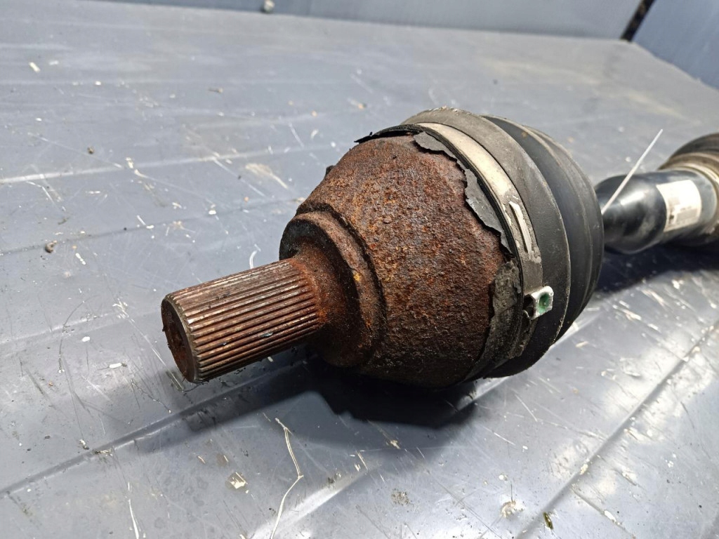 фото №2, Приводной вал правая перед автоматическая коробка передач volvo xc60 i p31272546