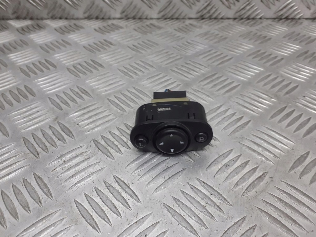 фото №1, Панель регулировки зеркал chrysler pt cruiser