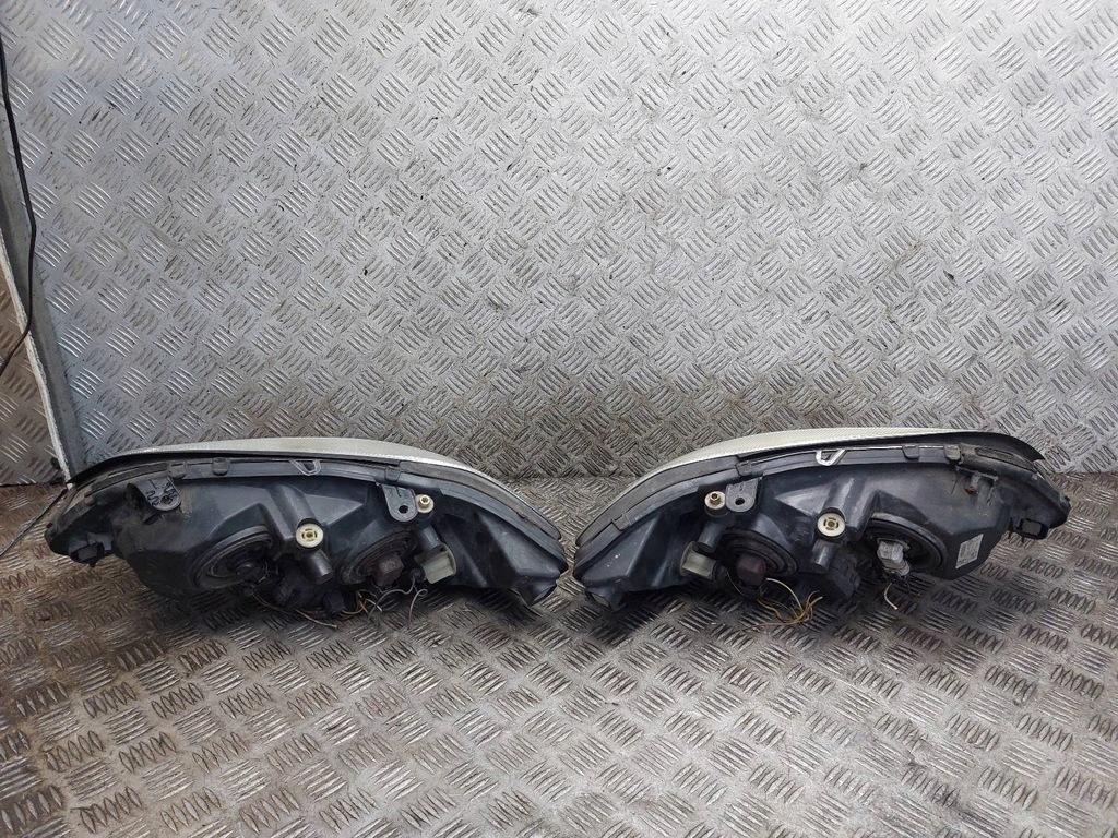 фото №9, Лампа лівий перед + правий перед opel zafira a lift z380 90582021