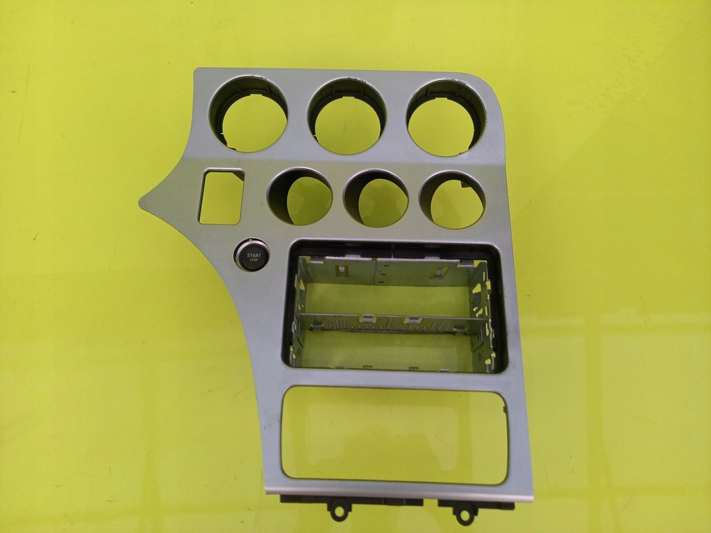 фото №1, Рамка радіо консолі alfa romeo 159 06r