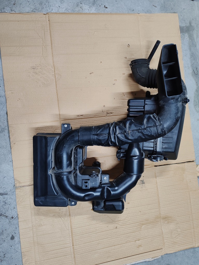 фото №5, Корпус фильтра воздуха резонатор впуск 28110-a5000 1.4 16v kia ceed ii 12-