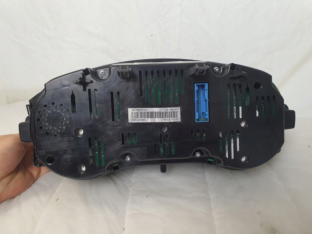 фото №5, Счетчик приборная панель приборы skoda superb ii 3t1920841m 2