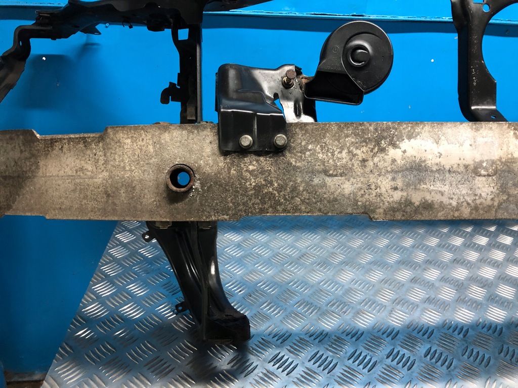 фото №10, Mercede w211 pas передний усилитель передний балка