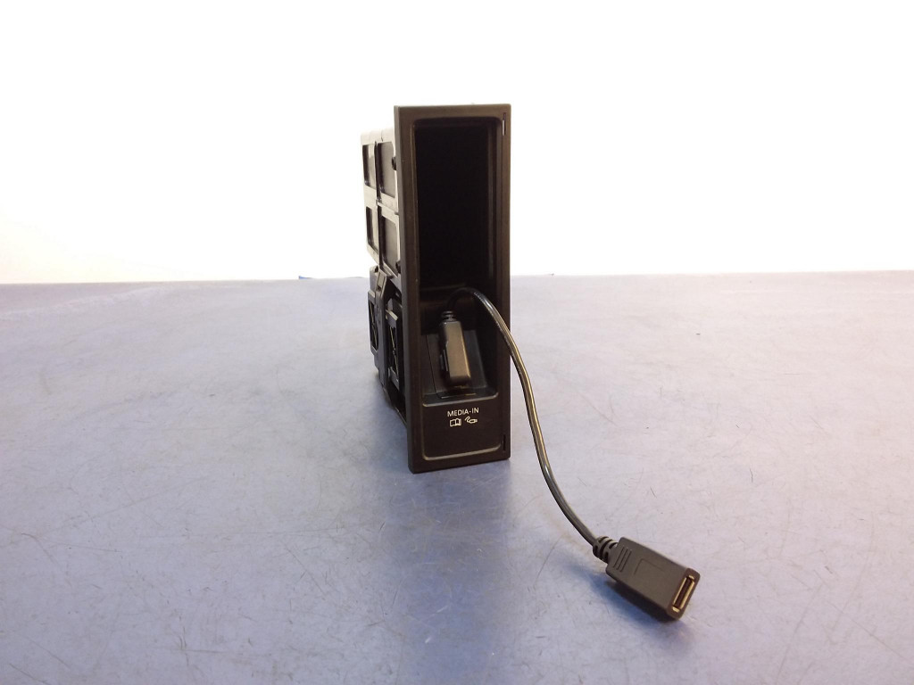 Купить Vw touran 1 рестайлинг  модуль интерфейс + кабель