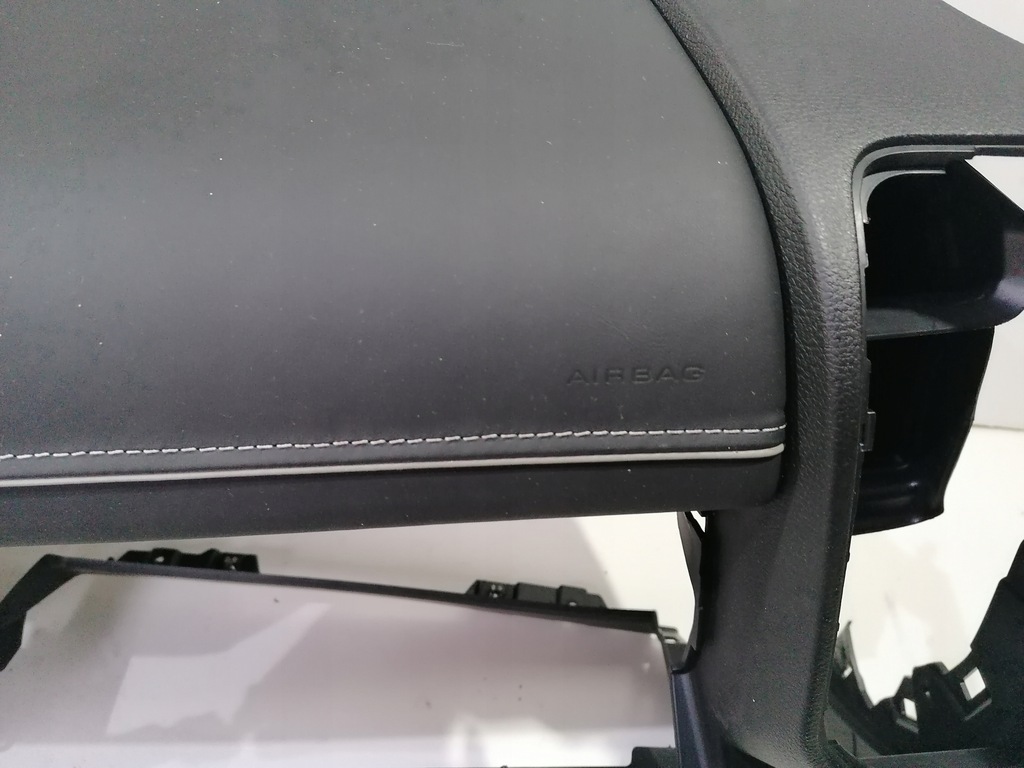 фото №5, Dodge ram 2020 приборная панель консоль подушка безопасности подушки безопасности ремни