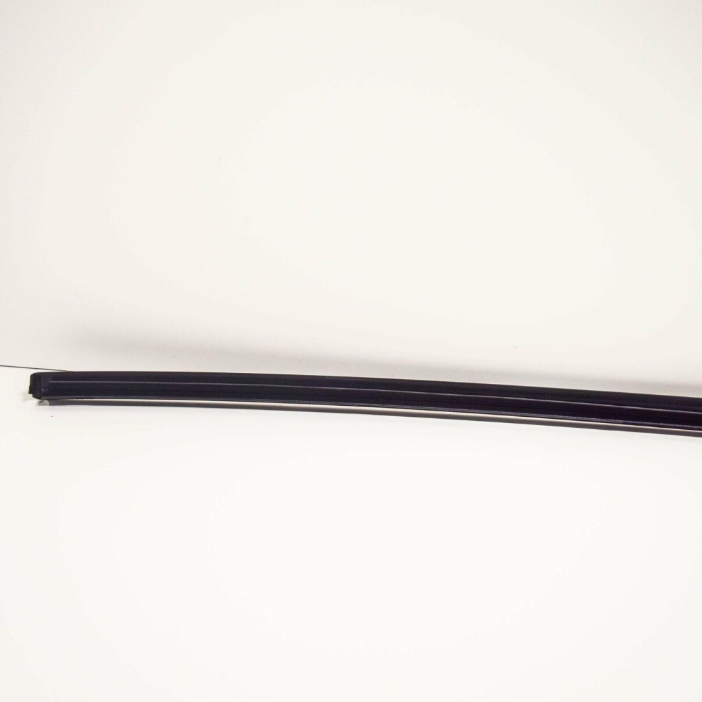 фото №10, Молдинг защитная левая vw tiguan 5n1 5n2