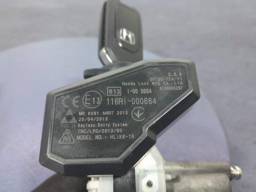 фото №7, Honda civic x замок зажигания ключ вкладка замка 39730-tea-y1
