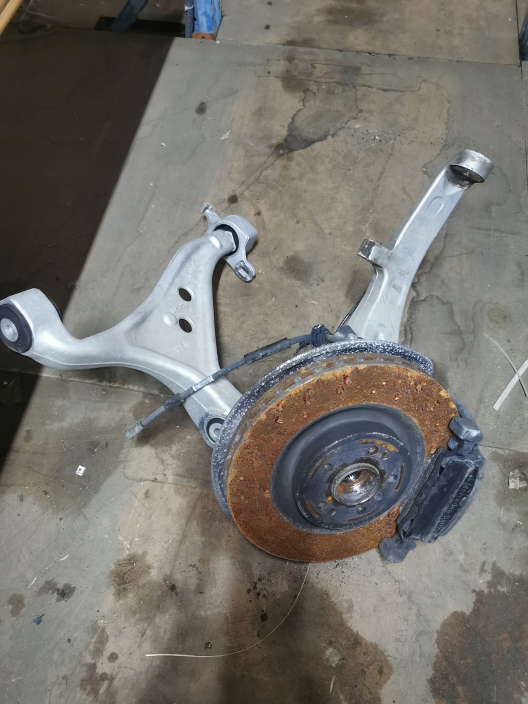 фото №5, Поворотный кулак левый перед mercedes gle w166 1663320901