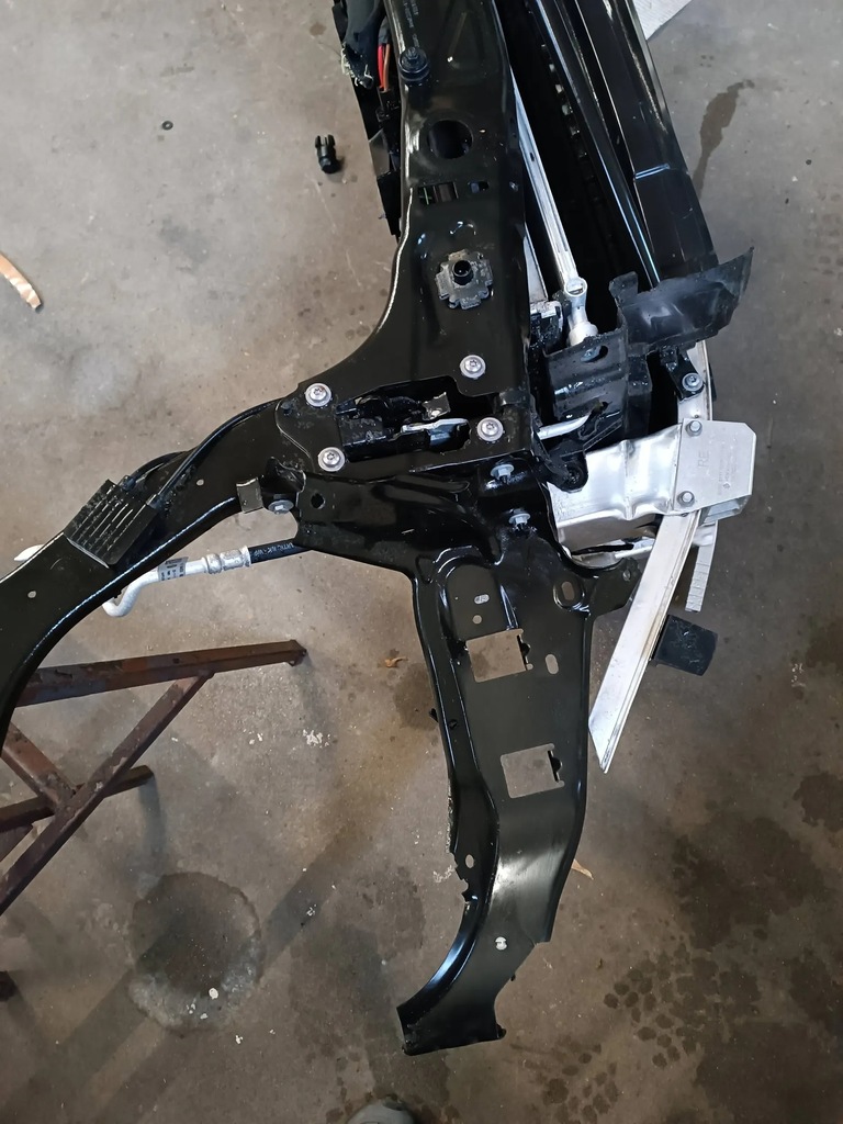 фото №9, Капот крылья pas передний бампер kol. b62 mini clubman f54