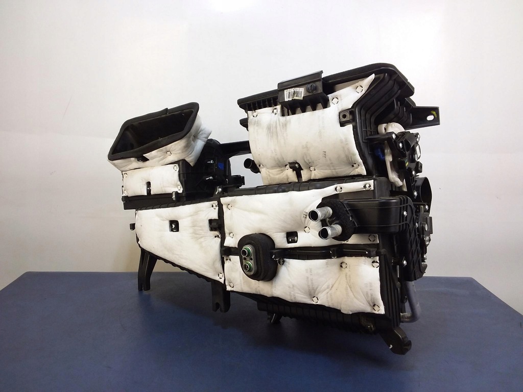 фото №6, Hyundai ix35 i отопитель вентилятор 97200-2y011