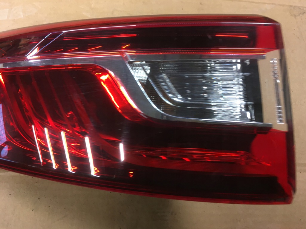 фото №2, Лампа левый задняя кузовная renault megane iv 4 kombi