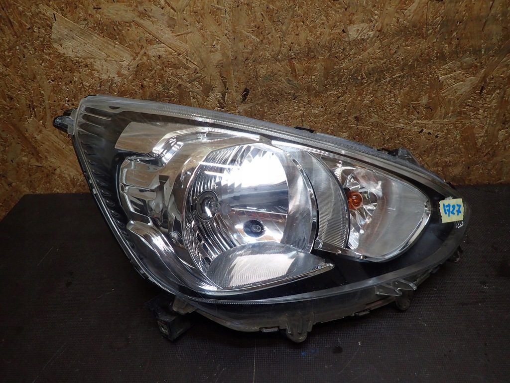 фото №1, Лампа перед права mitsubishi space star ii 2 13-