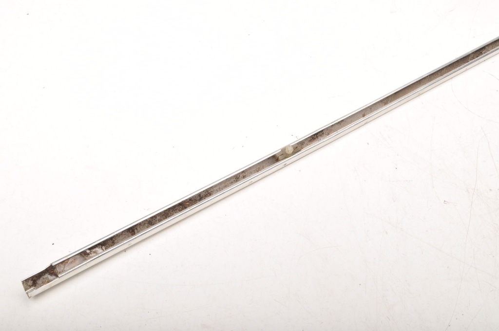 фото №7, Ford granada i gxl молдинг хром лампи права 73r