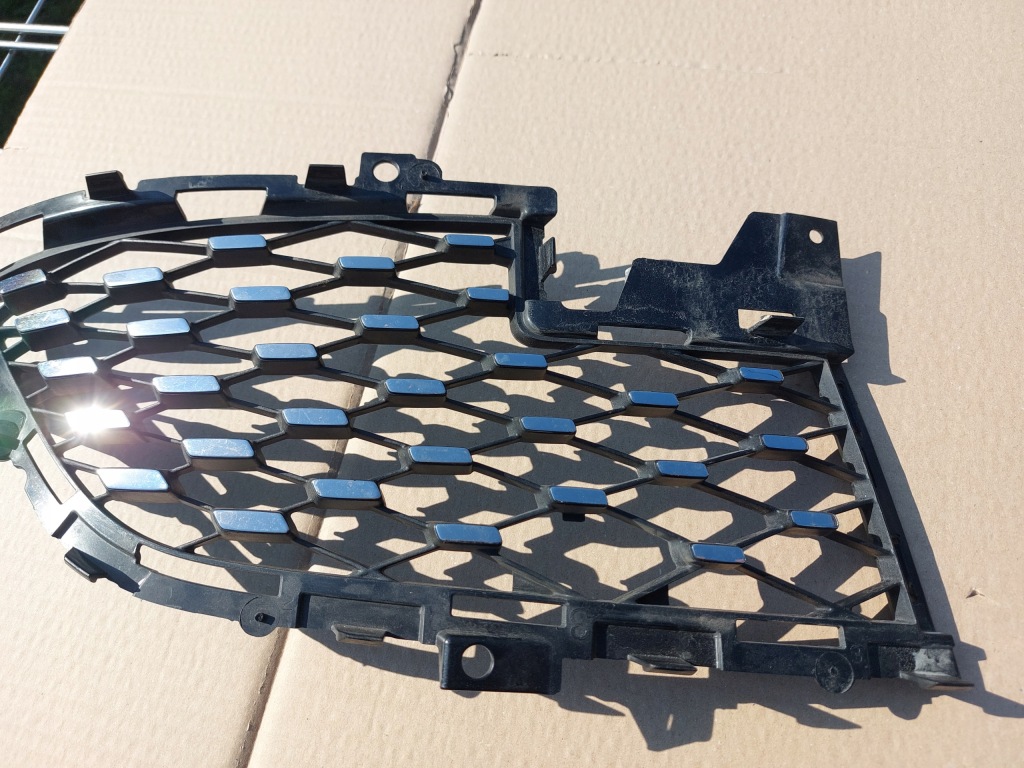 фото №2, Решётка бампера перед левая renault zoe ii