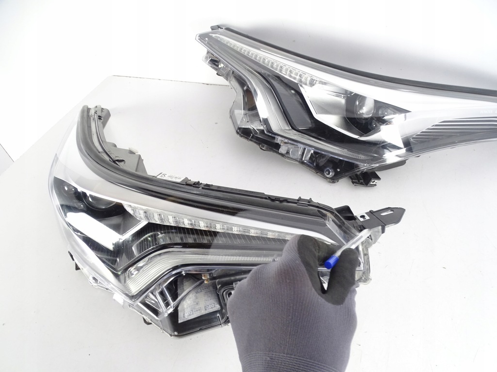 фото №6, Лампа передняя правая toyota chr ch-r full led