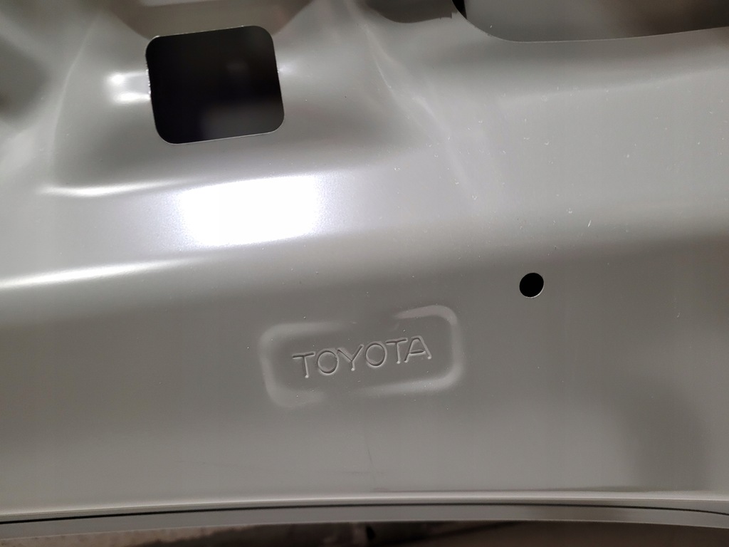 фото №6, Капот yaris cross 20+ nowa оригинал