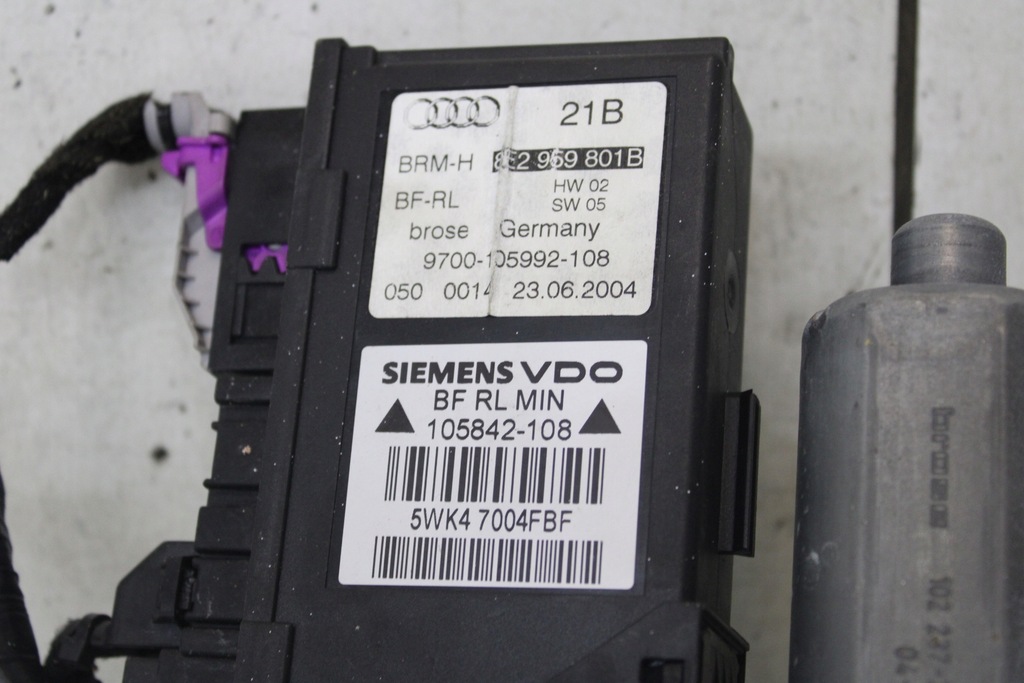 фото №9, Подъемник стекло левый перед audi a4 b6 2000r-