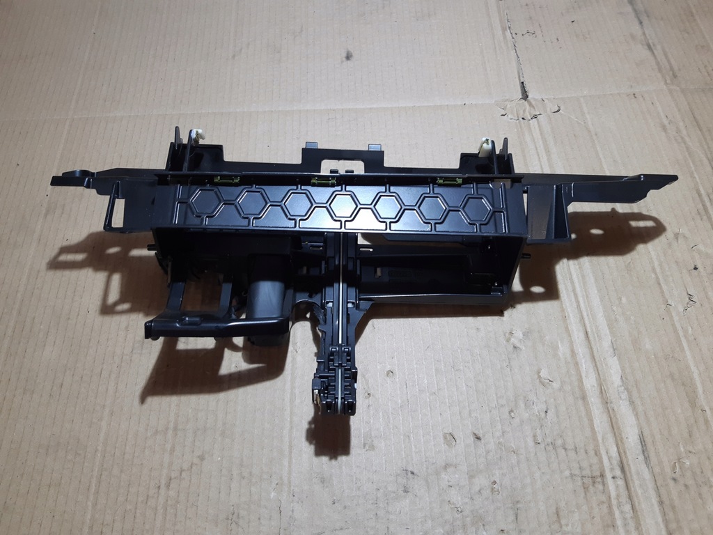 фото №10, Audi a6 c7 подъемник дисплея 4g2919601j