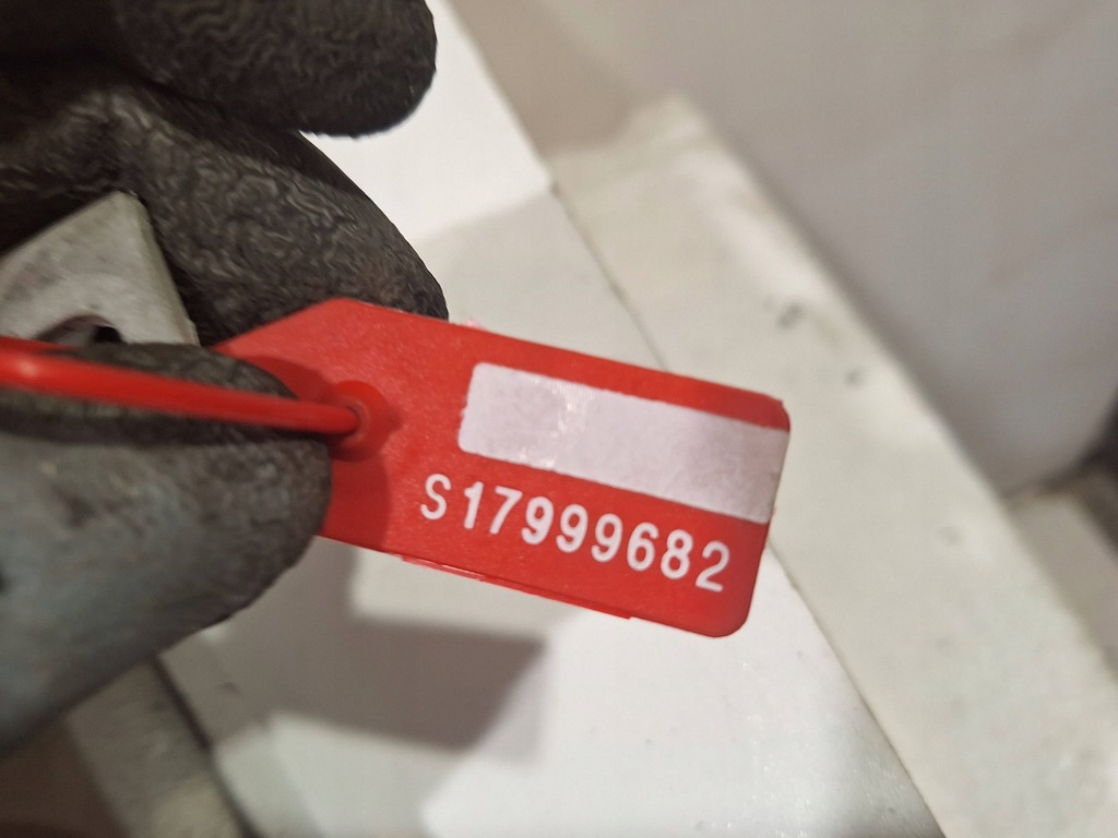 фото №11, Решітка радіатора решітка радіатора 8200233765 renault master ii 04-