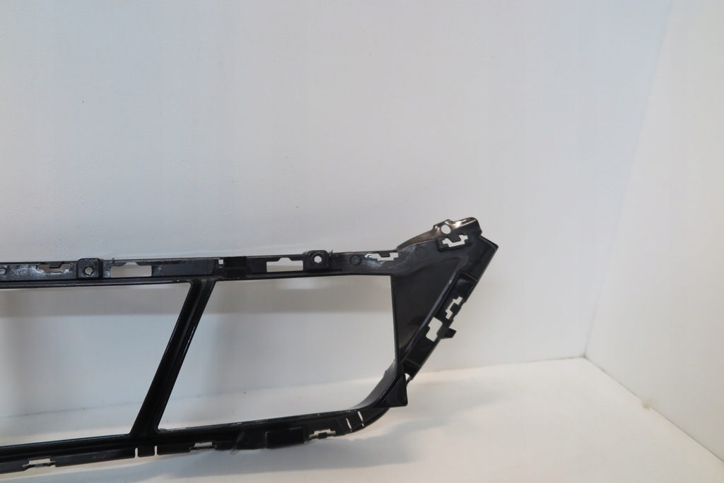 фото №8, Решётка бампера средняя перед передняя нижняя bmw 5 g60 g61 8084629