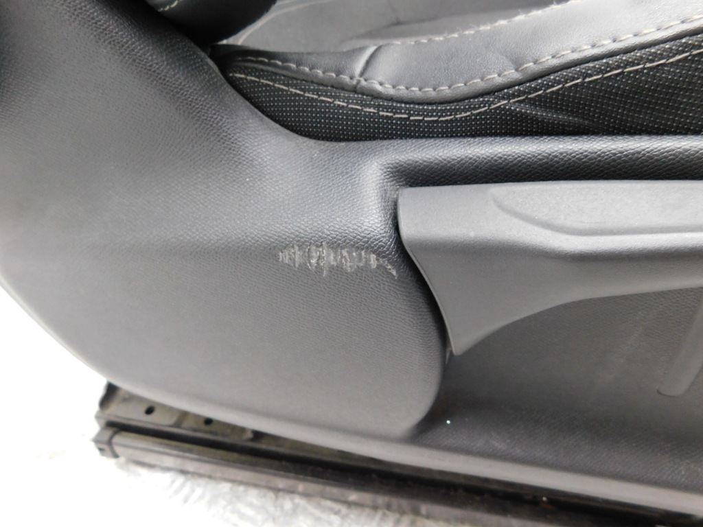 фото №13, Сидіння комплект заднє сидіння обшивки - peugeot 308 ii t9 sw kombi gt-line