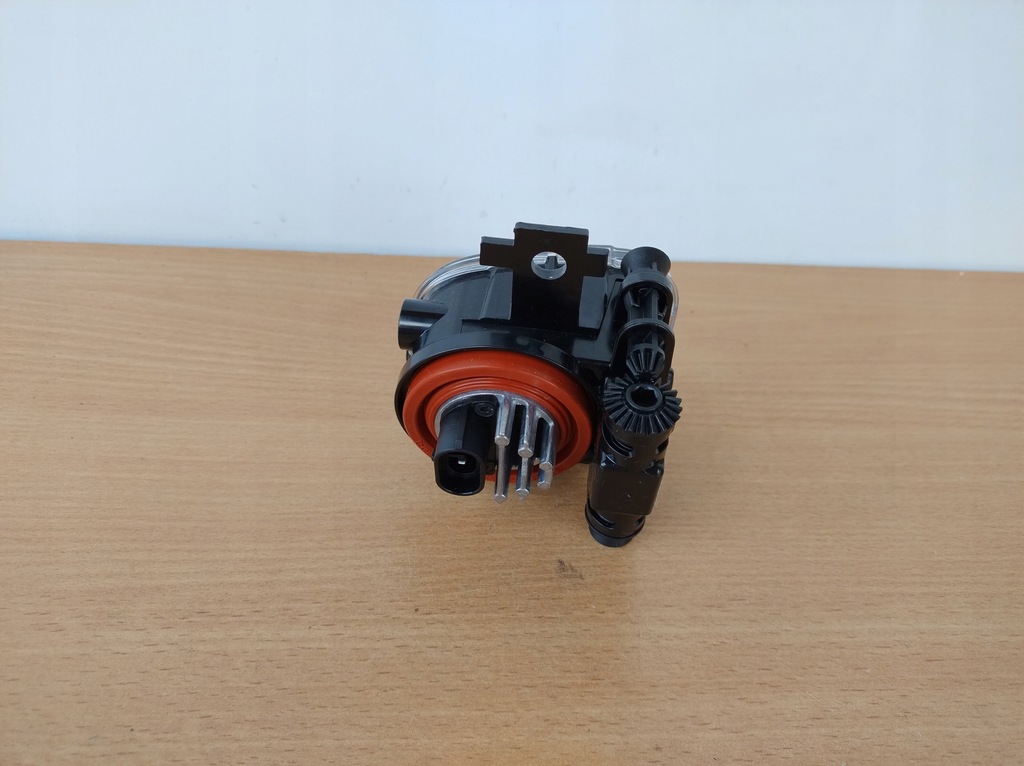 фото №2, Левый противотуманная фара led drl hella новый renault clio zoe megane 261550862r st1/r527