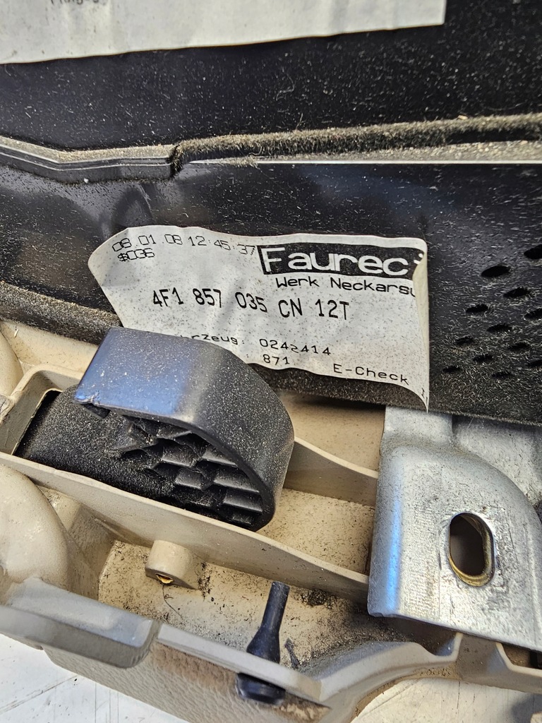 фото №7, Бардачок пассажира audi a6 c6 lift 4f1857035cn светлый