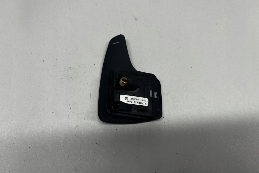 фото №9, Кнопки руля chevrolet camaro 23162571 6.2l бензиновый 333kw 2016