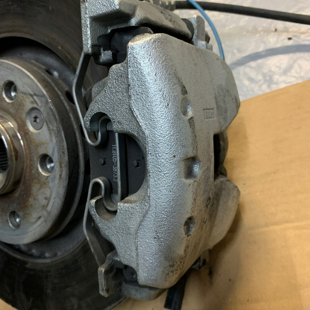 фото №16, Renault austral 1.2 левая поворотный кулак амортизатор перед 543035764r 543206ua0a