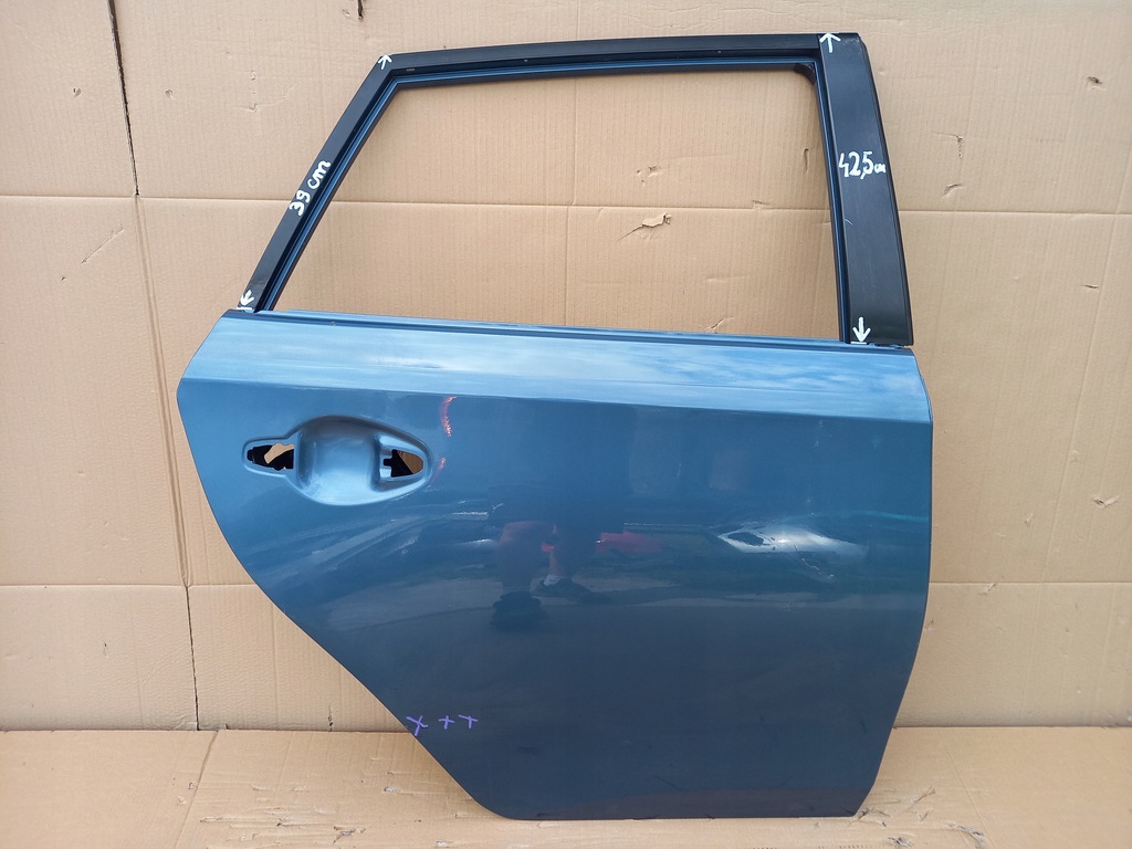 фото №1, Toyota auris ii 2 дверь задние правое задняя