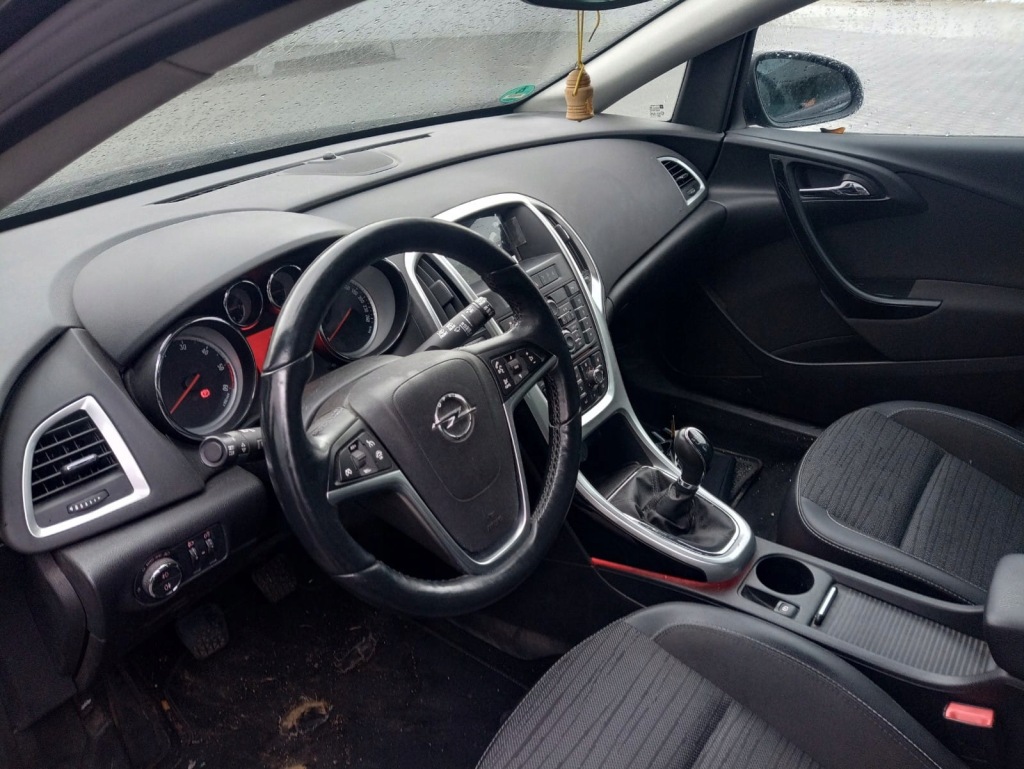 фото №1, Opel astra j приборная панель приборная панель подушки безопасности ремни europa