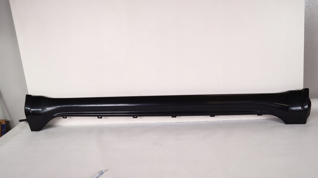 фото №1, Jeep grand cherokee wk2 молдинг порог правая