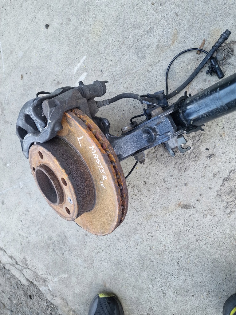 фото №5, Левая поворотный кулак ступица амортизационная стойка master iv 4 2019-