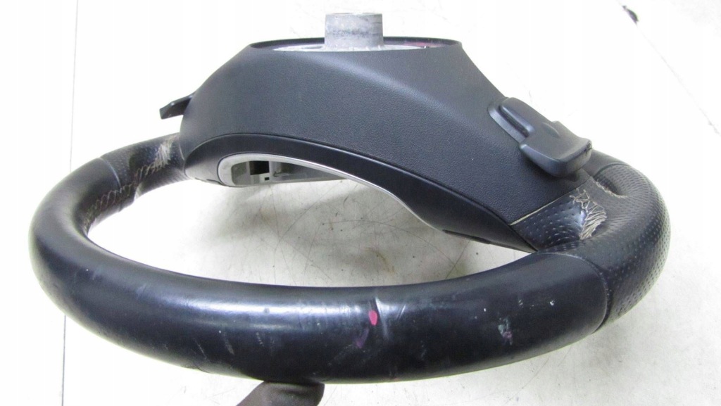 Merecdes w176 руль мультифункция лепестки переключения 13- Недорого