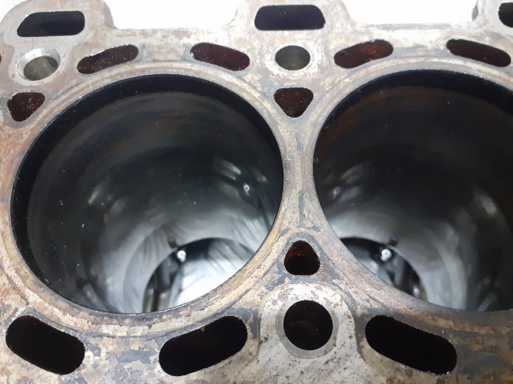 фото №3, Блок двигателя renault megane ii 1.5 k9kd722 k9k722