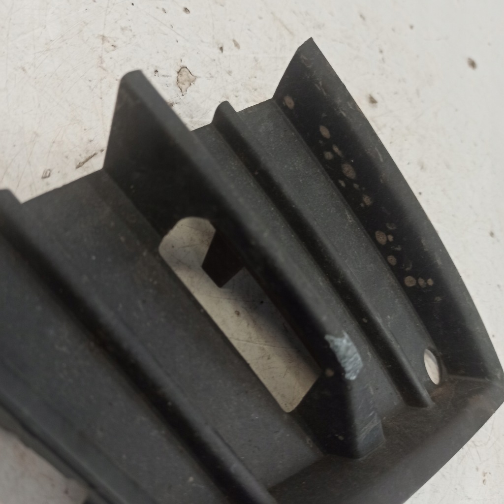 фото №9, Skoda fabia iii решётка бампера левый перед 6v0853665