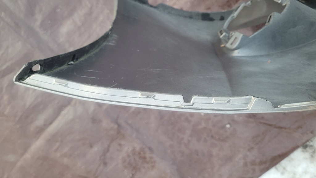 Toyota verso рестайлинг  2013- бампер перед передний омыватель / 3547 Цена